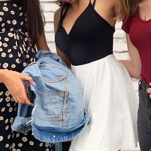 Meet your Posher, Merna